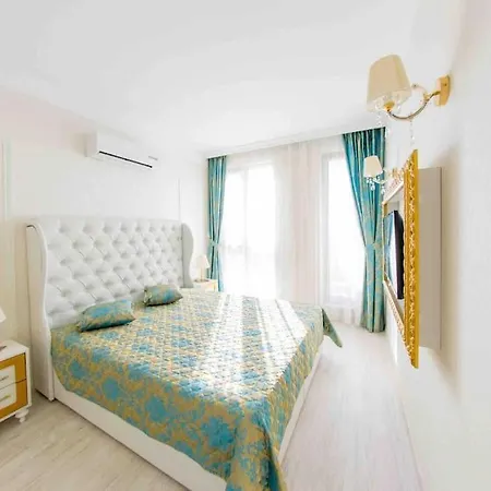 Harmony Suites Grand * Σάνι Μπιτς